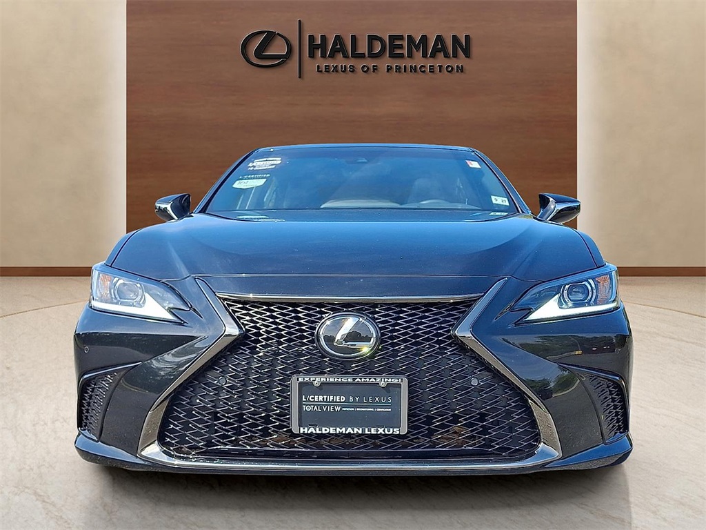 2022 Lexus ES 350 F SPORT photo 2