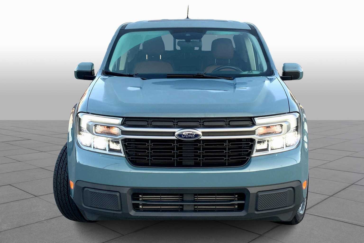2022 Ford Maverick Lariat photo 3