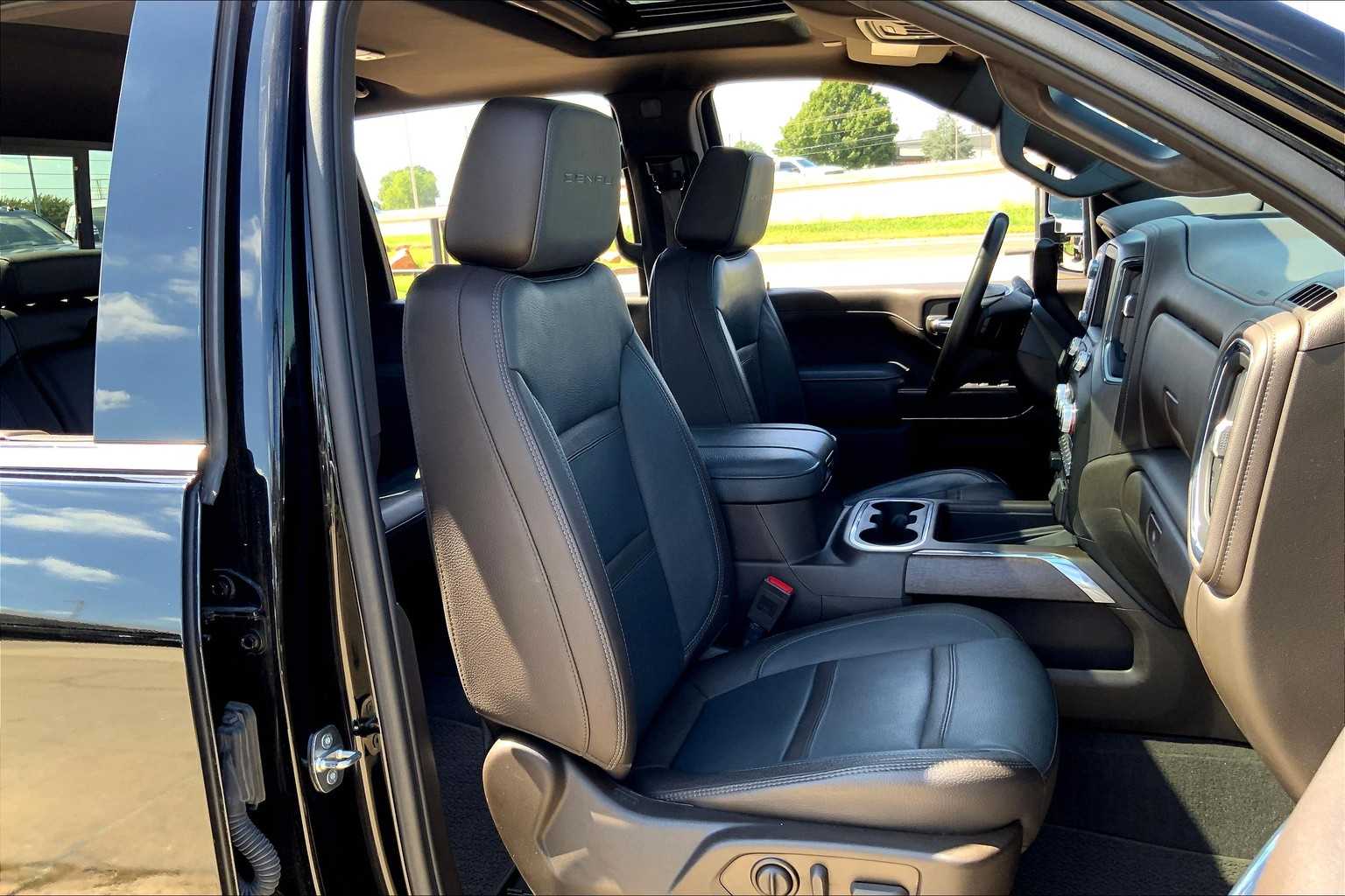 2023 Gmc Sierra HD Denali photo 8