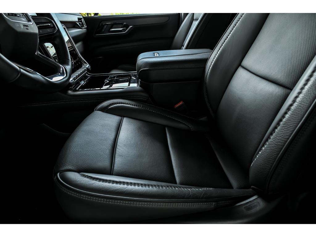 2025 Gmc Yukon XL Denali photo 9