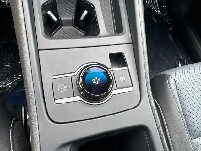 2025 Volkswagen Tiguan SE photo 25