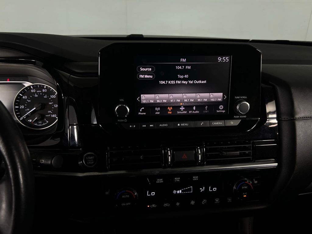 2022 Nissan Pathfinder SV photo 10