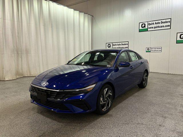 2025 Hyundai Elantra SEL Convenience photo 3