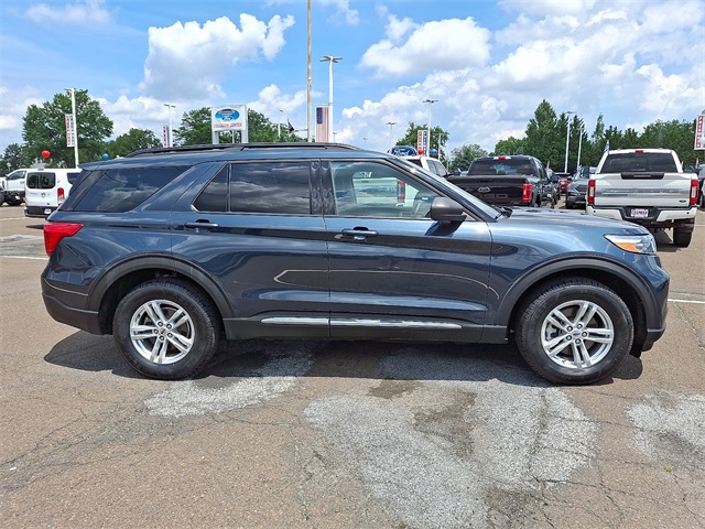2022 Ford Explorer XLT photo 4