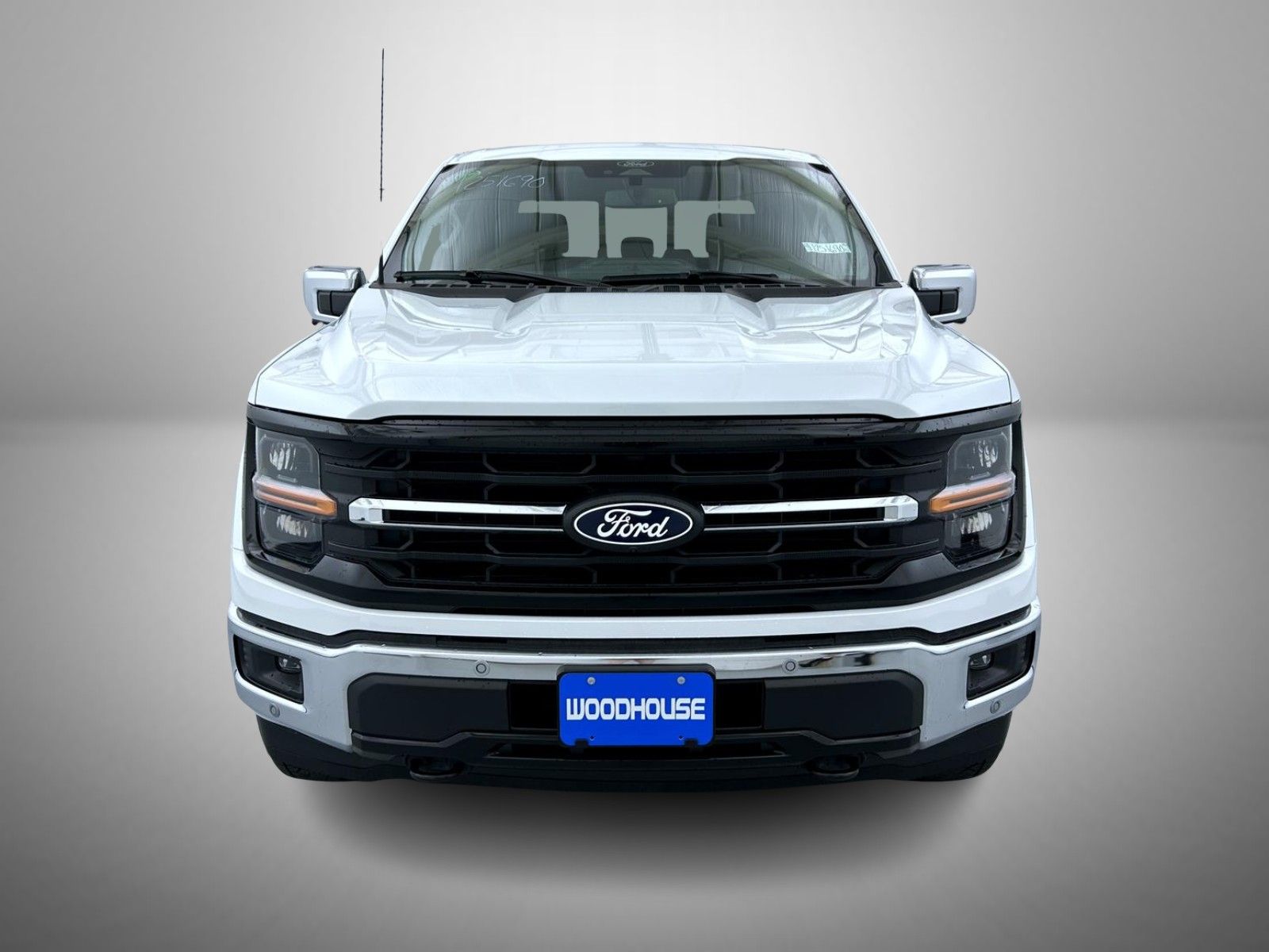 2025 Ford F-150 XLT photo 2