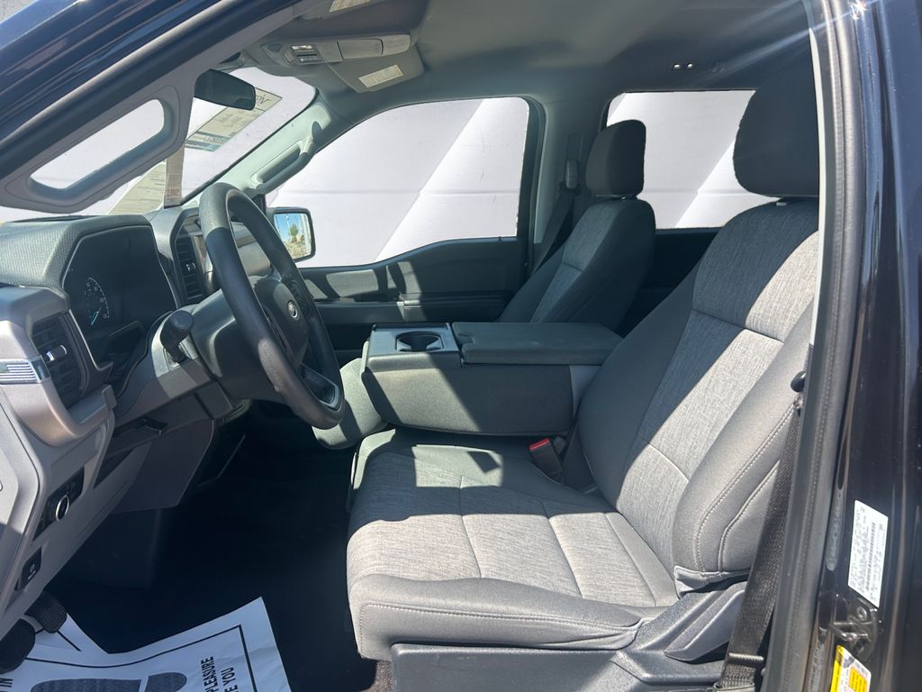 2023 Ford F-150 XLT photo 6