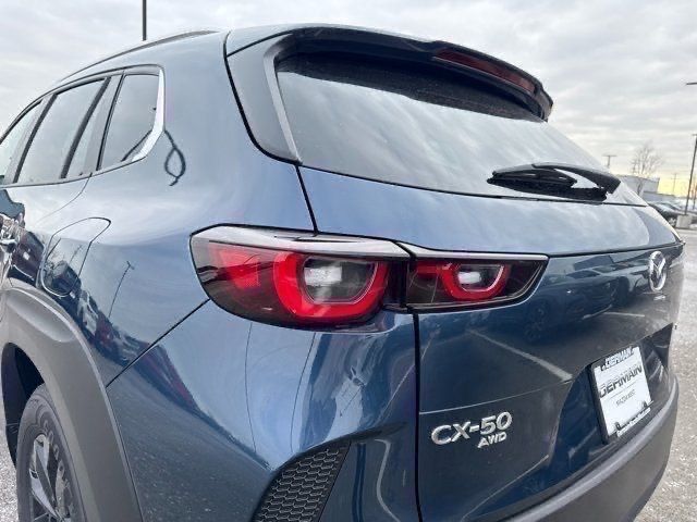 2025 Mazda CX-50 2.5 S Preferred photo 11