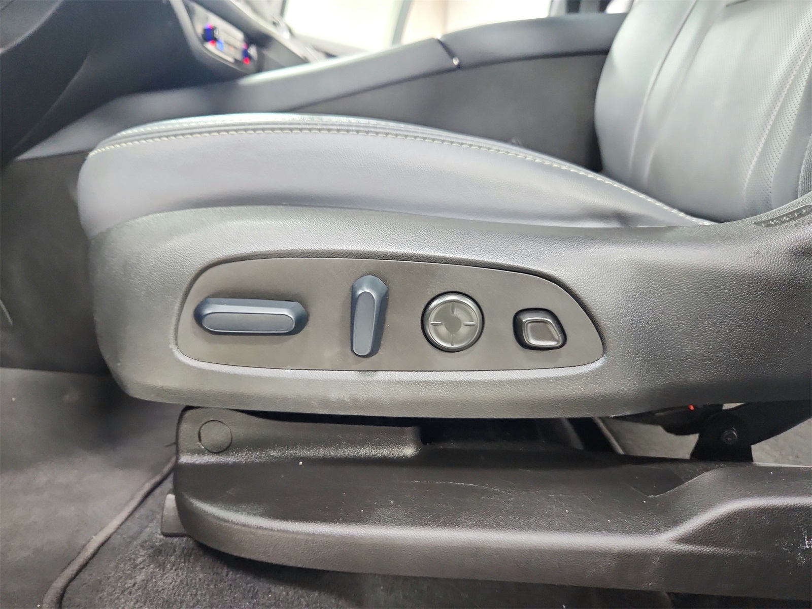 2024 Buick Enclave Premium photo 20