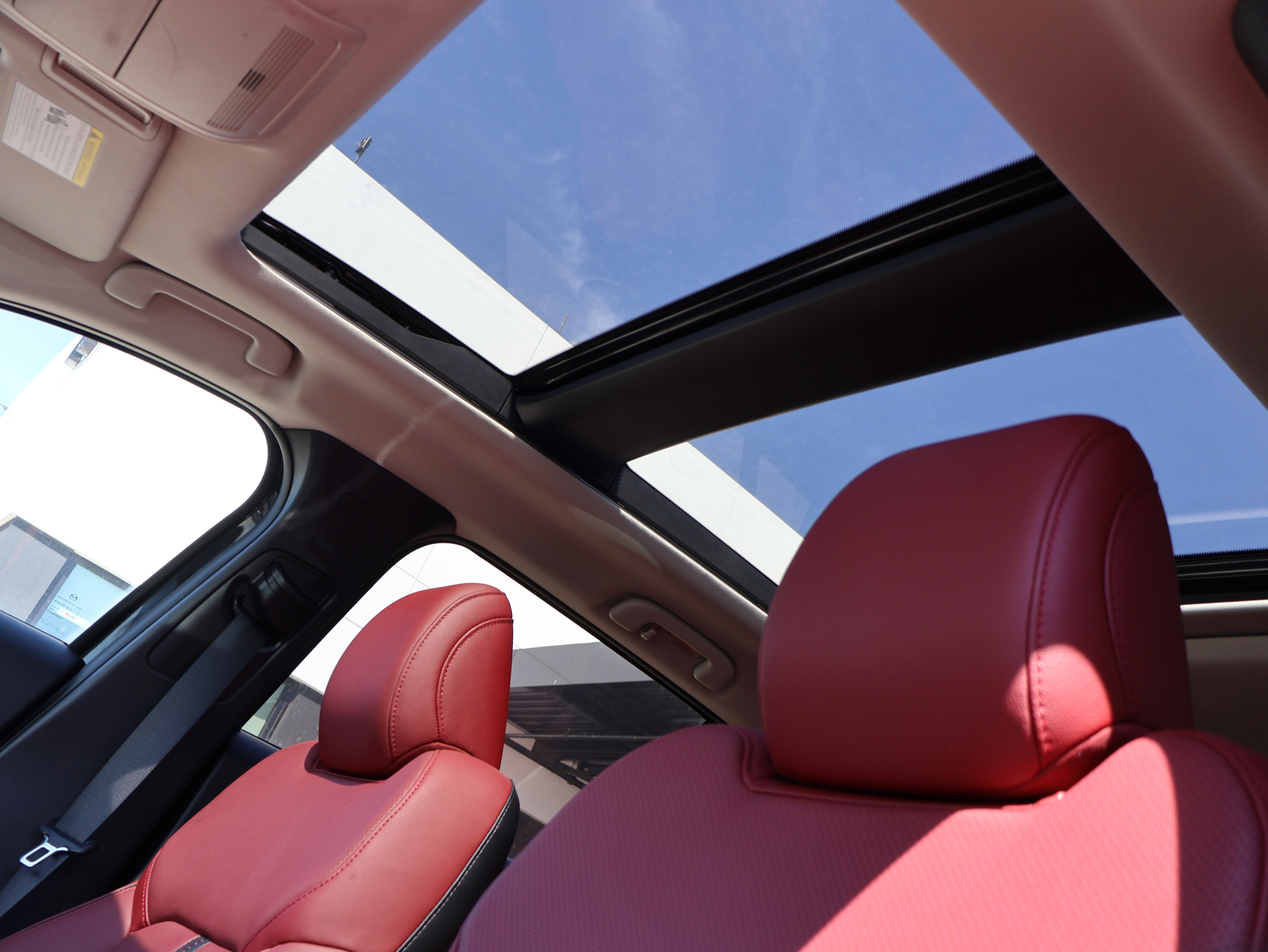 2025 Mazda CX-50 Premium photo 16