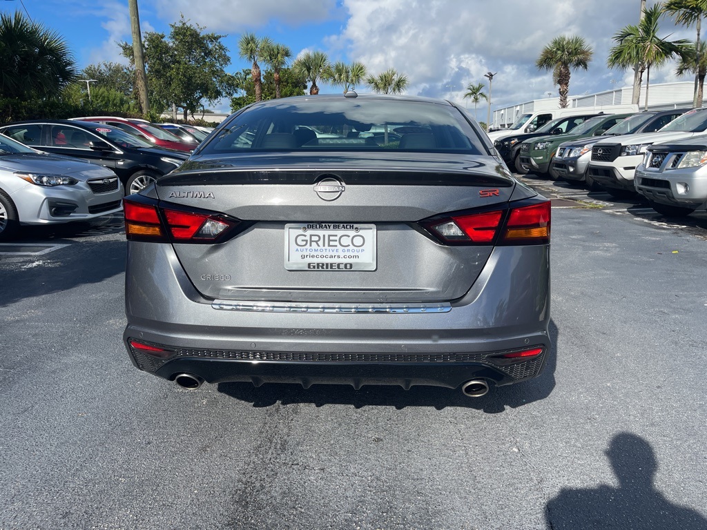 2023 Nissan Altima 2.5 SR photo 4