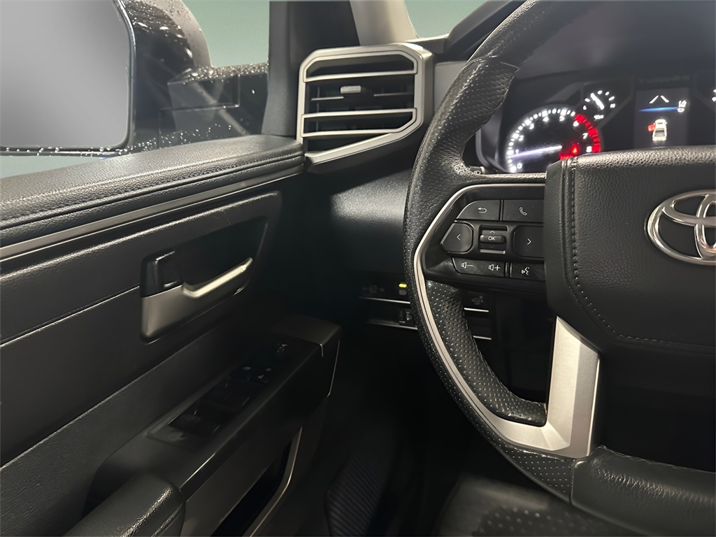 2022 Toyota Tundra SR5 photo 5