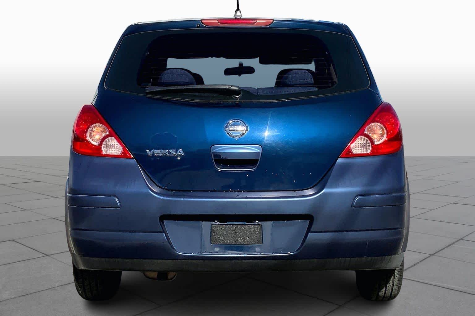 2007 Nissan Versa 1.8 SL photo 4