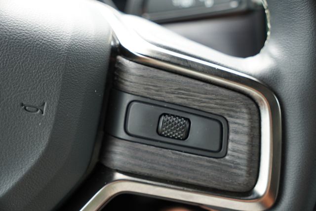 2023 Rivian R1T Adventure photo 31