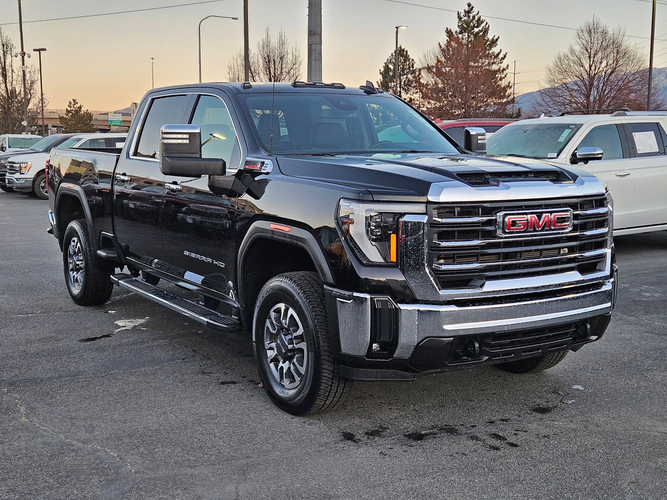 2024 GMC Sierra 3500HD SLT's photo