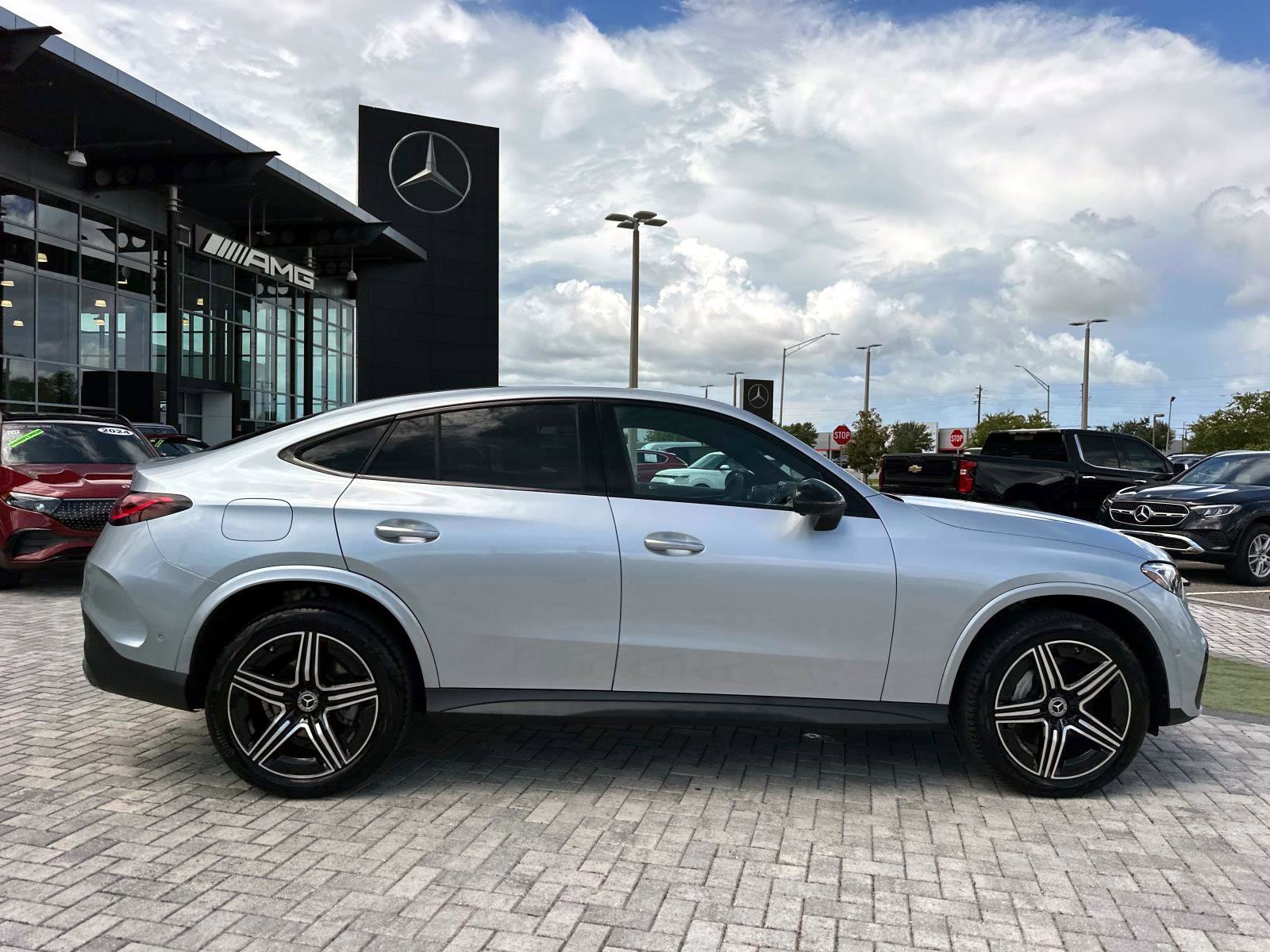 2024 Mercedes Benz GLC 300 Coupe photo 3