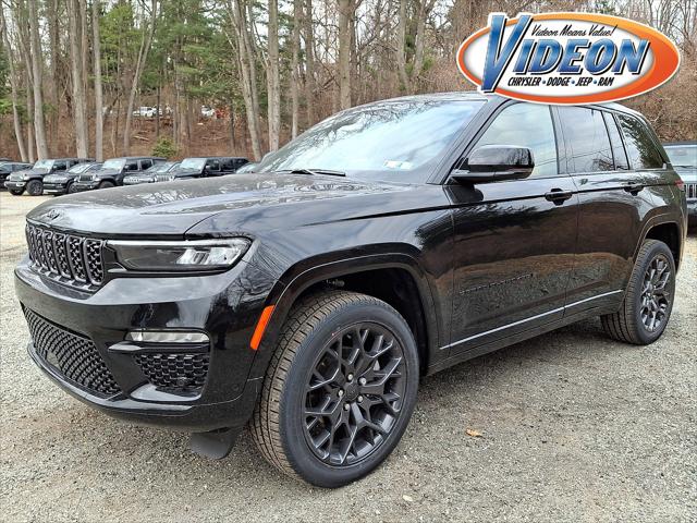 2025 Jeep Grand Cherokee Summit's photo
