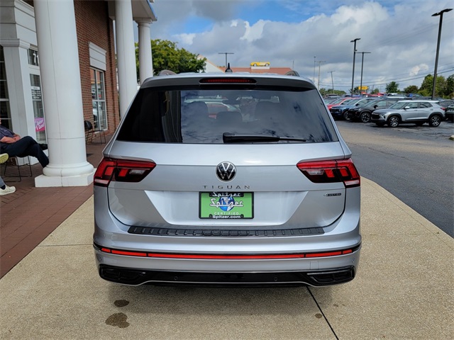 2023 Volkswagen Tiguan SE R-Line Black photo 6