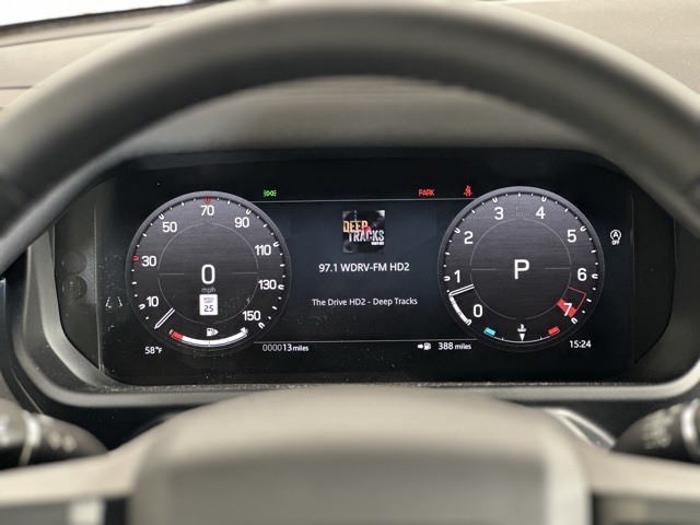 2025 Land Rover Defender 110 S photo 22
