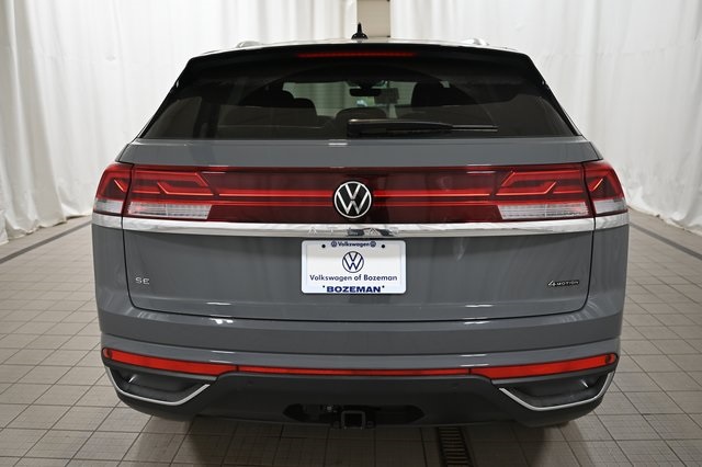 2025 Volkswagen Atlas Cross Sport SE Technology photo 3