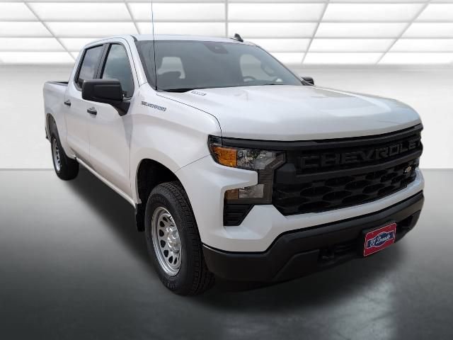 2026 Chevrolet Silverado Base's photo