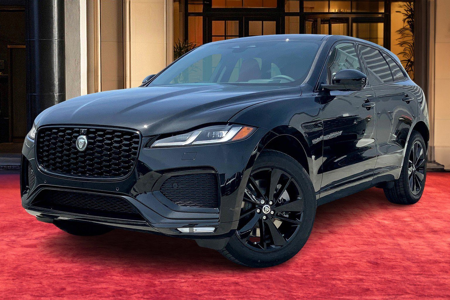 2026 Jaguar F-Pace R-Dynamic S's photo