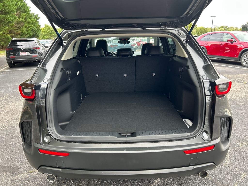 2025 Mazda CX-50 2.5 Select photo 22