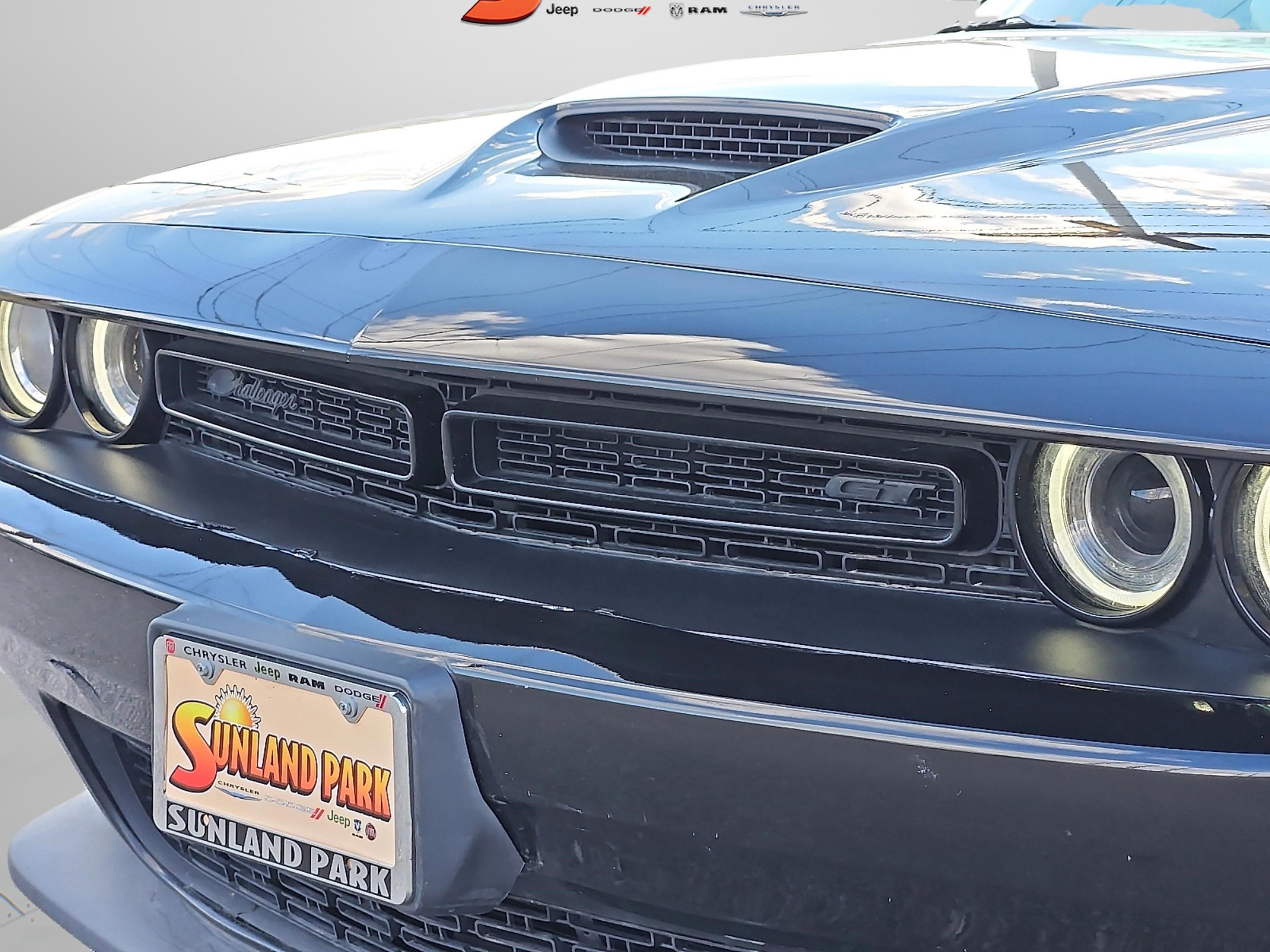 2023 Dodge Challenger GT photo 6