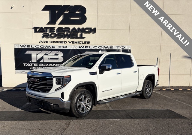 2024 GMC Sierra SLT's photo