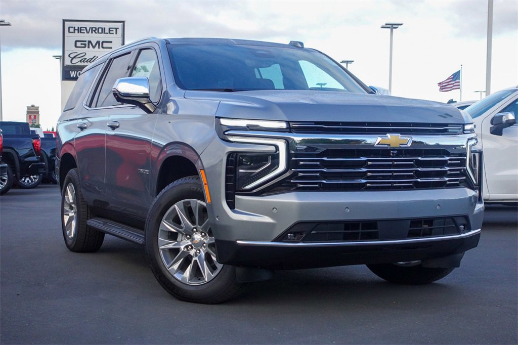 2026 Chevrolet Tahoe Premier's photo