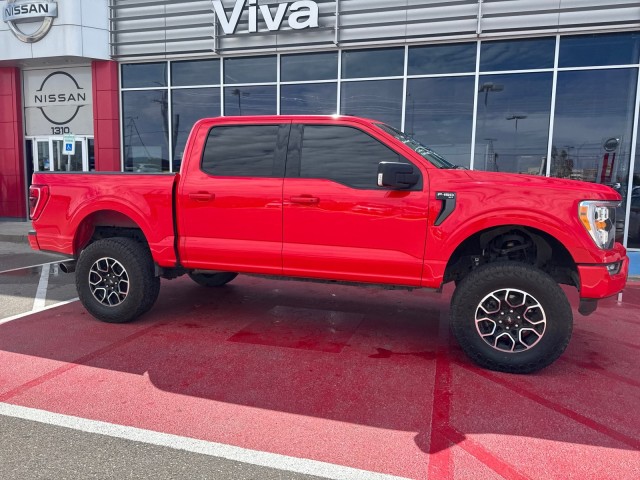 Used 2021 Race Red Ford XLT image 4