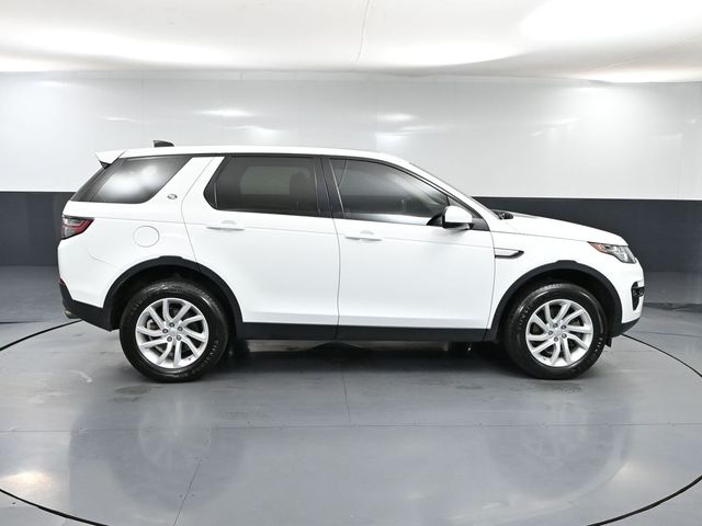 2017 Land Rover Discovery Sport HSE photo 2