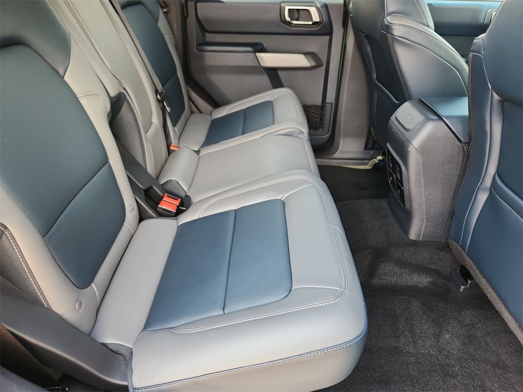2023 Ford Bronco Outer Banks photo 19