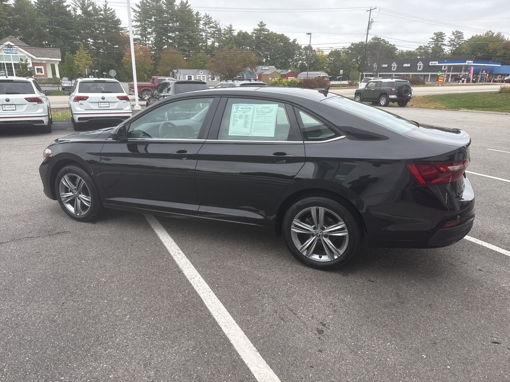 2024 Volkswagen Jetta 1.5T SE photo 2