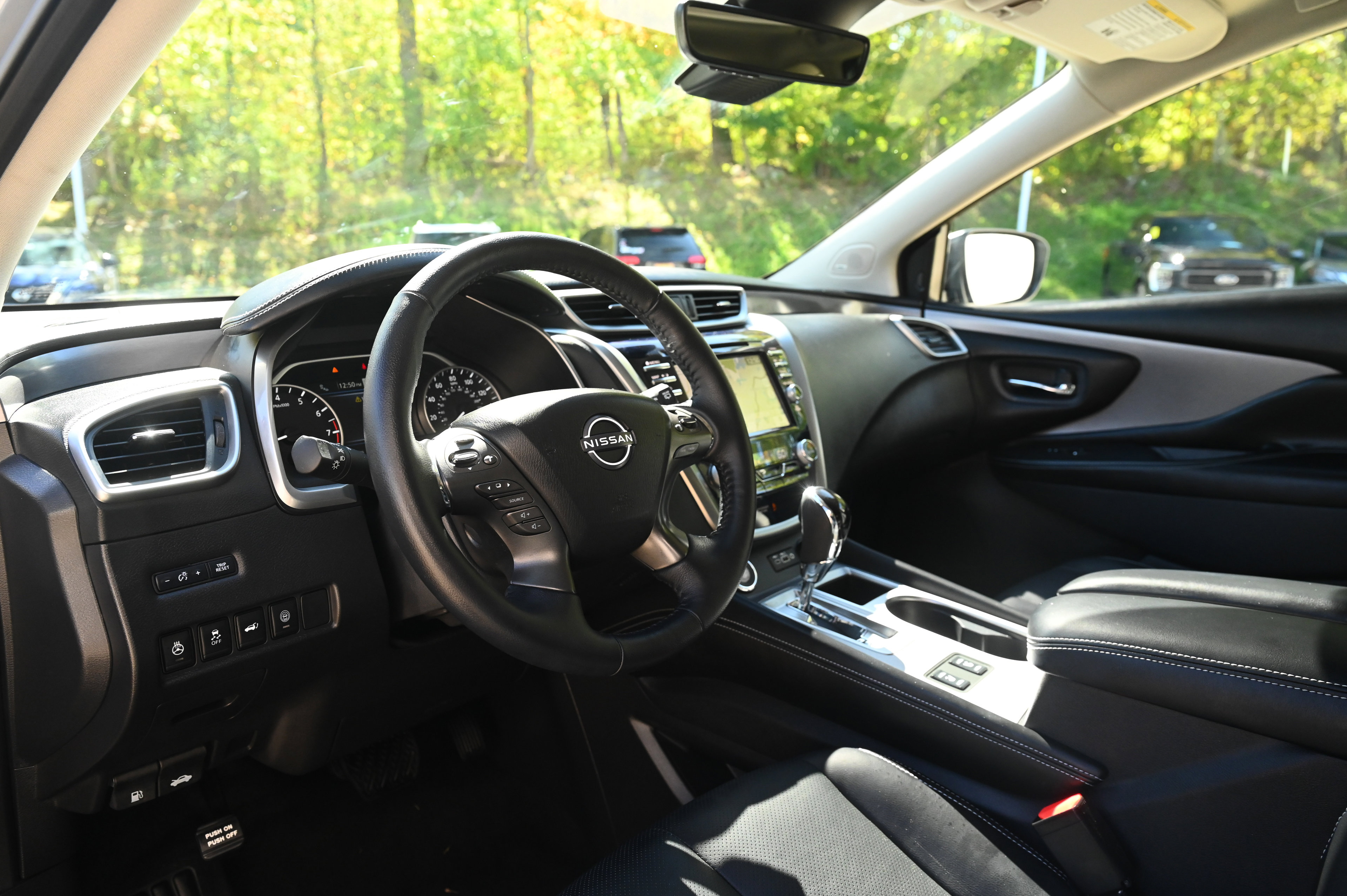 2024 Nissan Murano SL photo 17