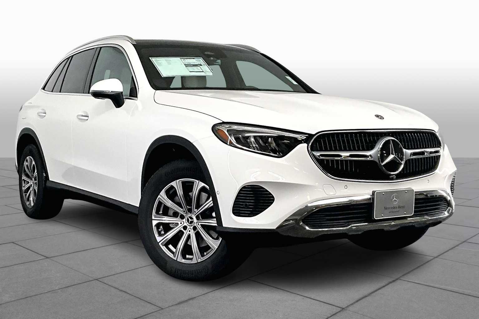 2026 Mercedes Benz GLC 300 4MATIC photo 2