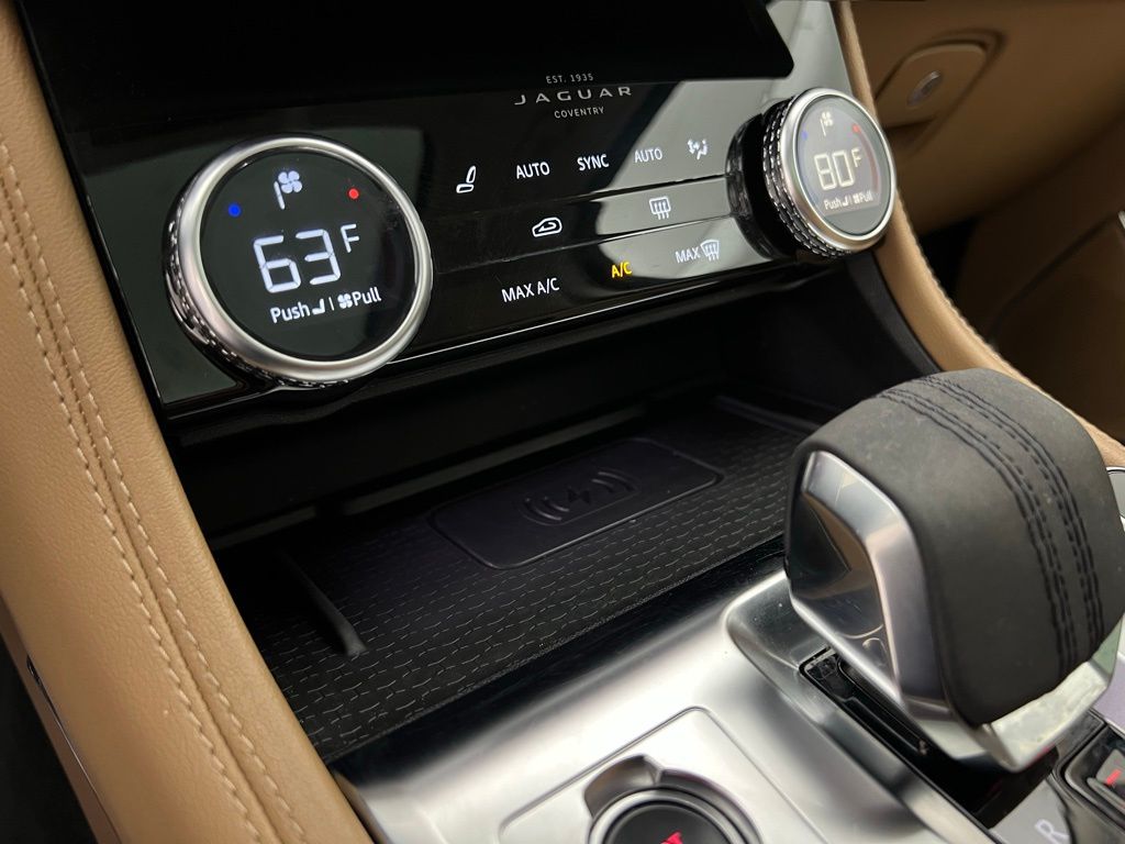2022 Jaguar F-PACE P250 S photo 35