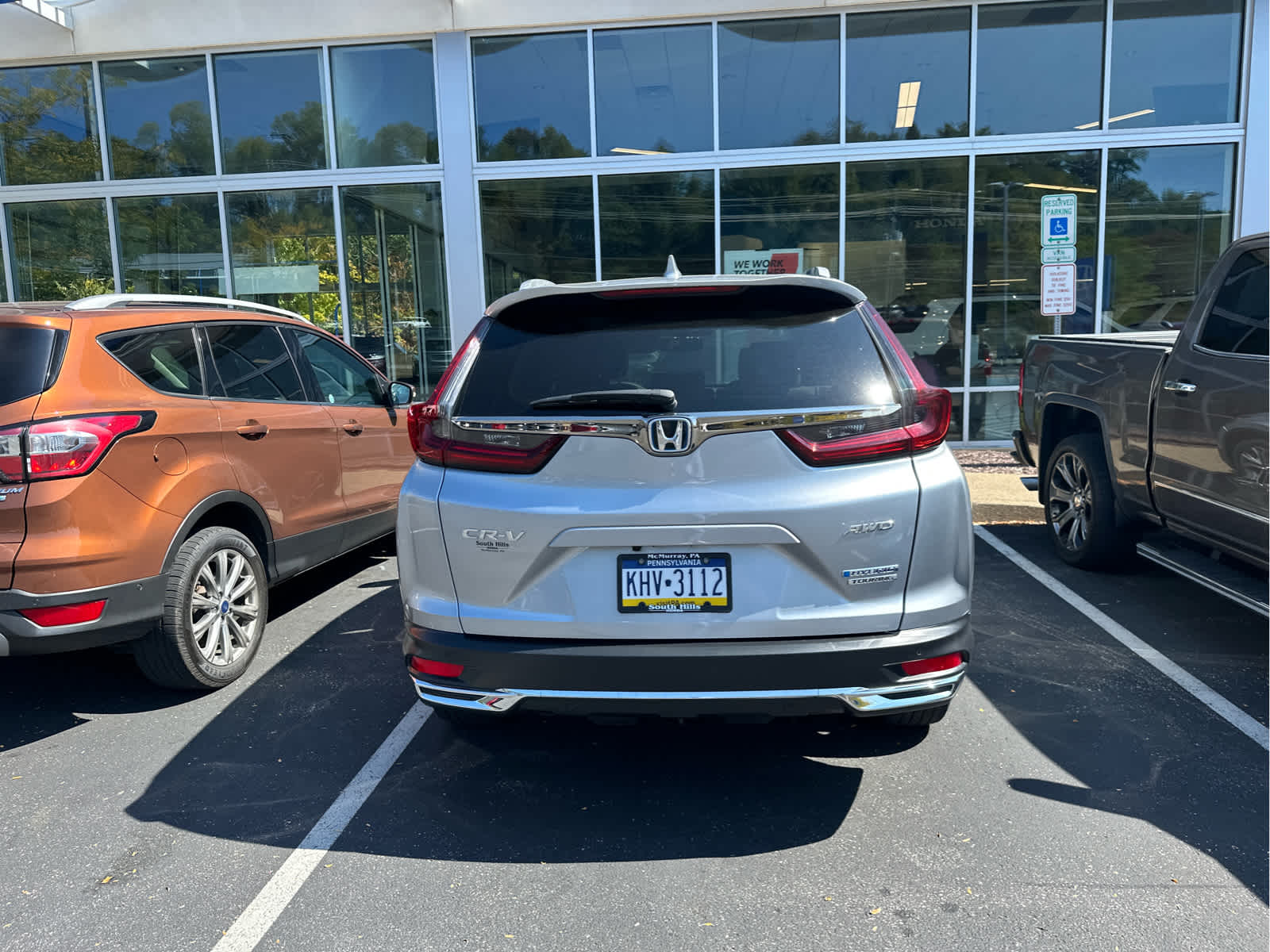 2022 Honda CR-V Hybrid photo 2