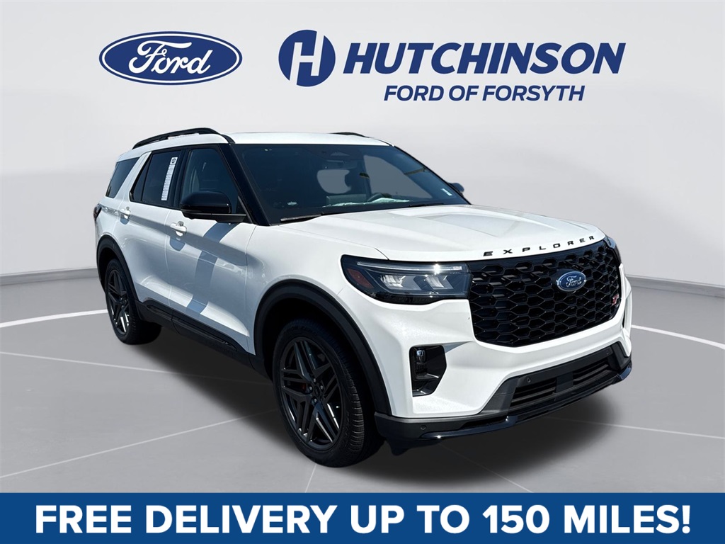 2025 Ford Explorer ST's photo