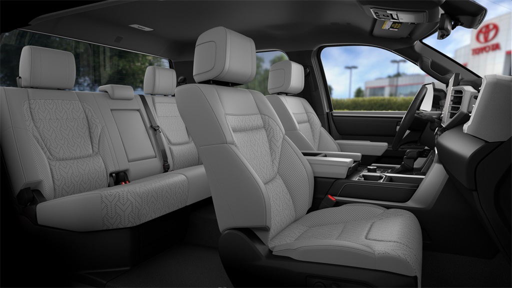 2025 Toyota Tundra Limited CrewMax photo 13