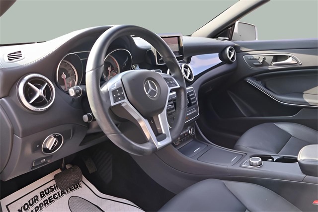 2014 Mercedes Benz CLA 250 photo 3