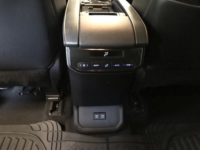 2021 Toyota Highlander XSE photo 16