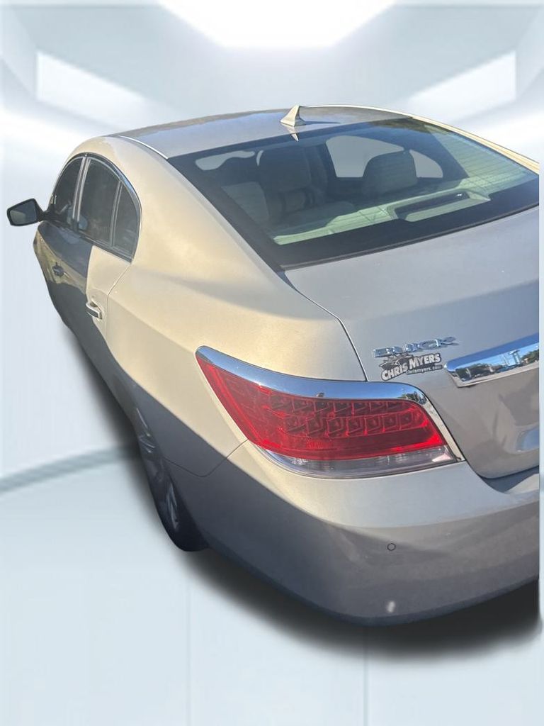 2010 Buick LaCrosse CXL photo 4