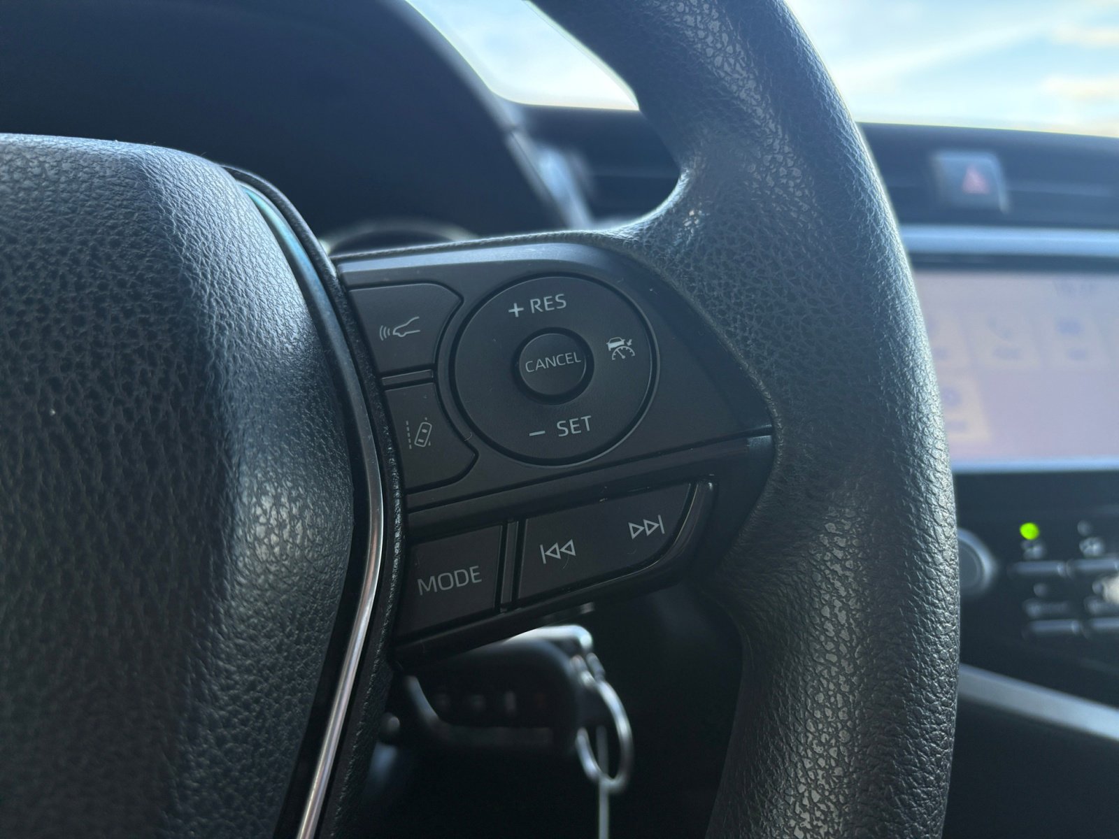 2018 Toyota Camry L photo 12