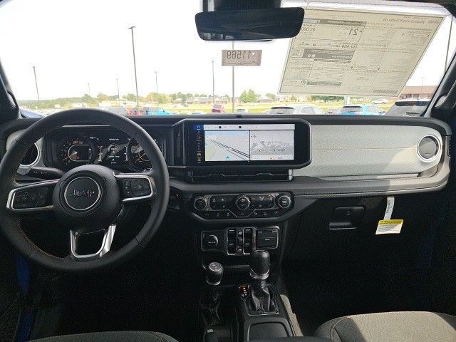 2024 Jeep Wrangler Sahara photo 12