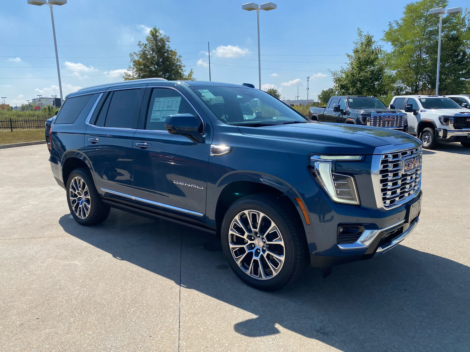 2025 Gmc Yukon Denali photo 39