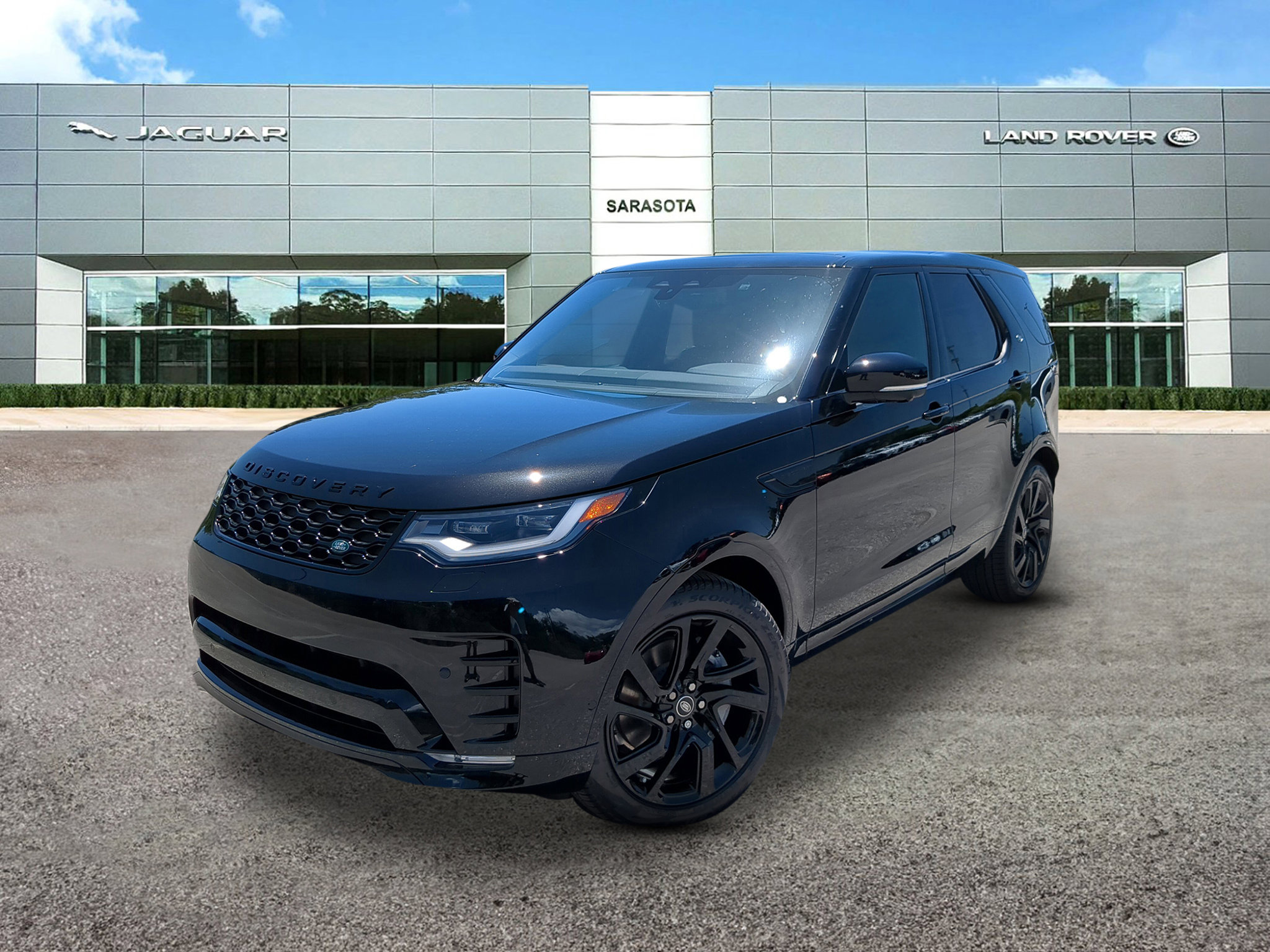2025 Land Rover Discovery Dynamic SE's photo