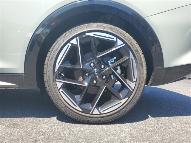 2025 Kia K4 GT-Line photo 7