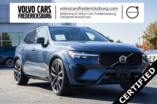 2024 Volvo XC60 Ultimate's photo