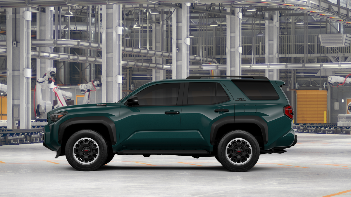 2025 Toyota 4Runner TRD Off-Road photo 3