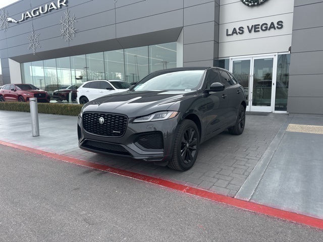 2024 Jaguar F-PACE R-Dynamic S's photo